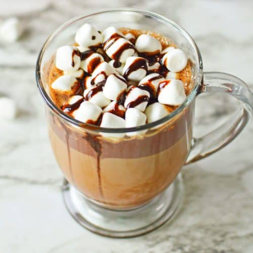 https://www.organizedisland.com/wp-content/uploads/2022/11/Baileys-Hot-Chocolate-2-1-500x500.jpg