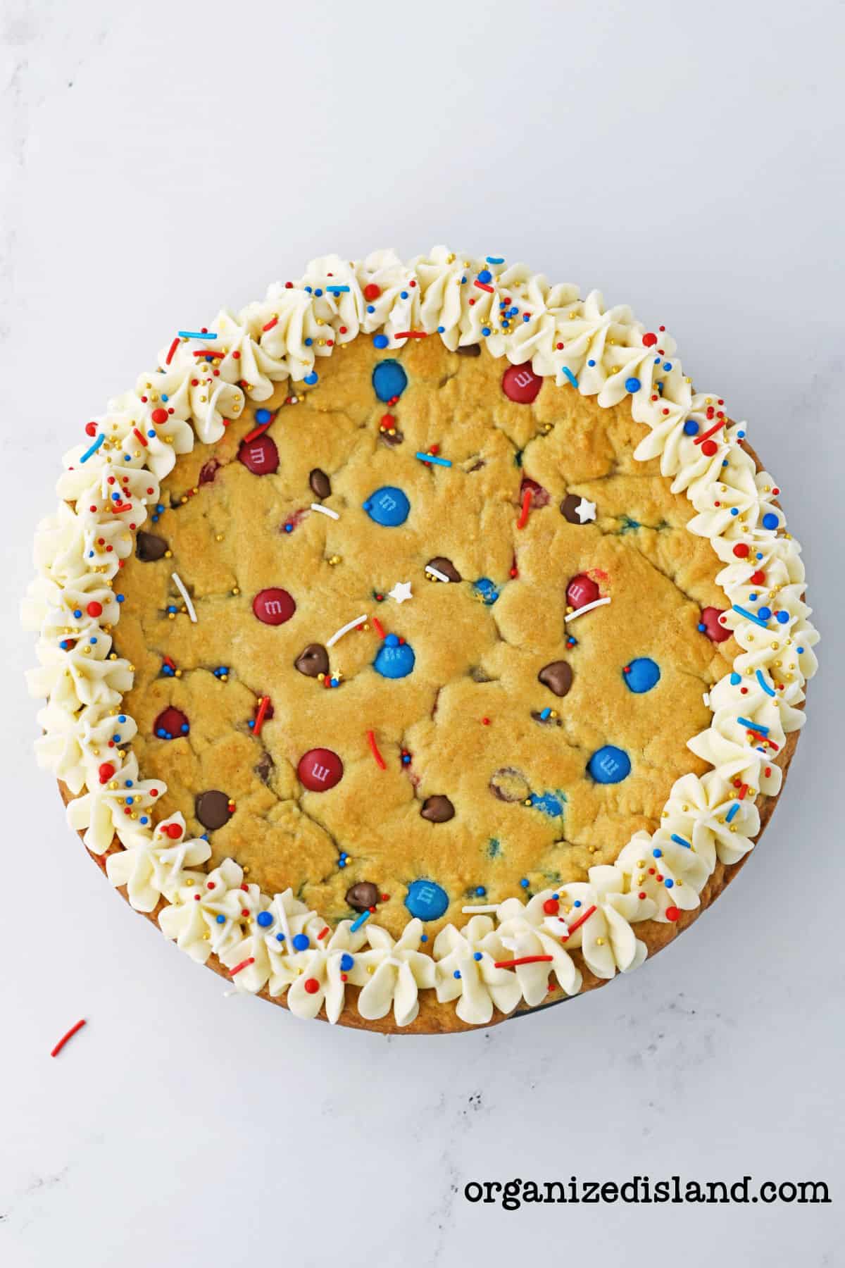 https://www.organizedisland.com/wp-content/uploads/2023/05/4th-of-July-cookie-Cake-Recipe.jpg