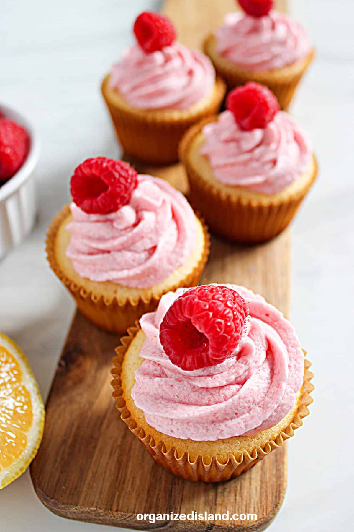 Lemon and Raspberry Cupcakes Recipe