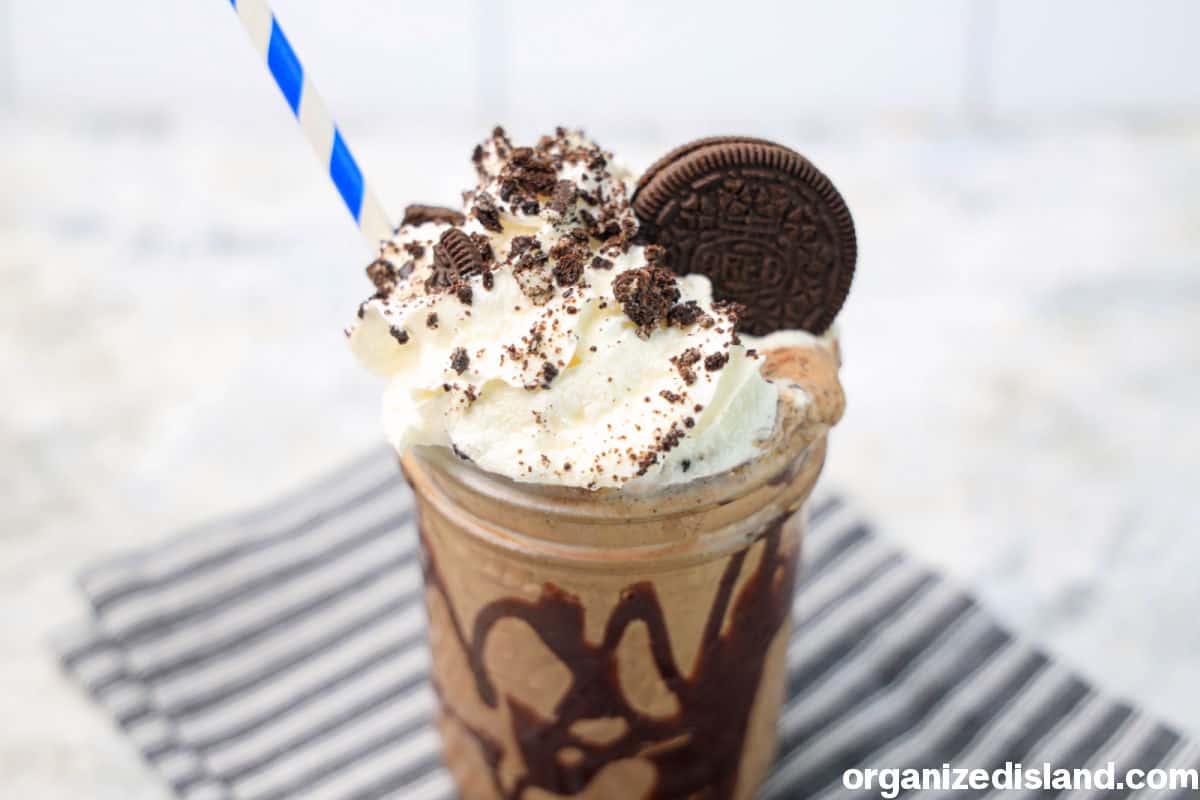 Chocolate Oreo Shake Landscape