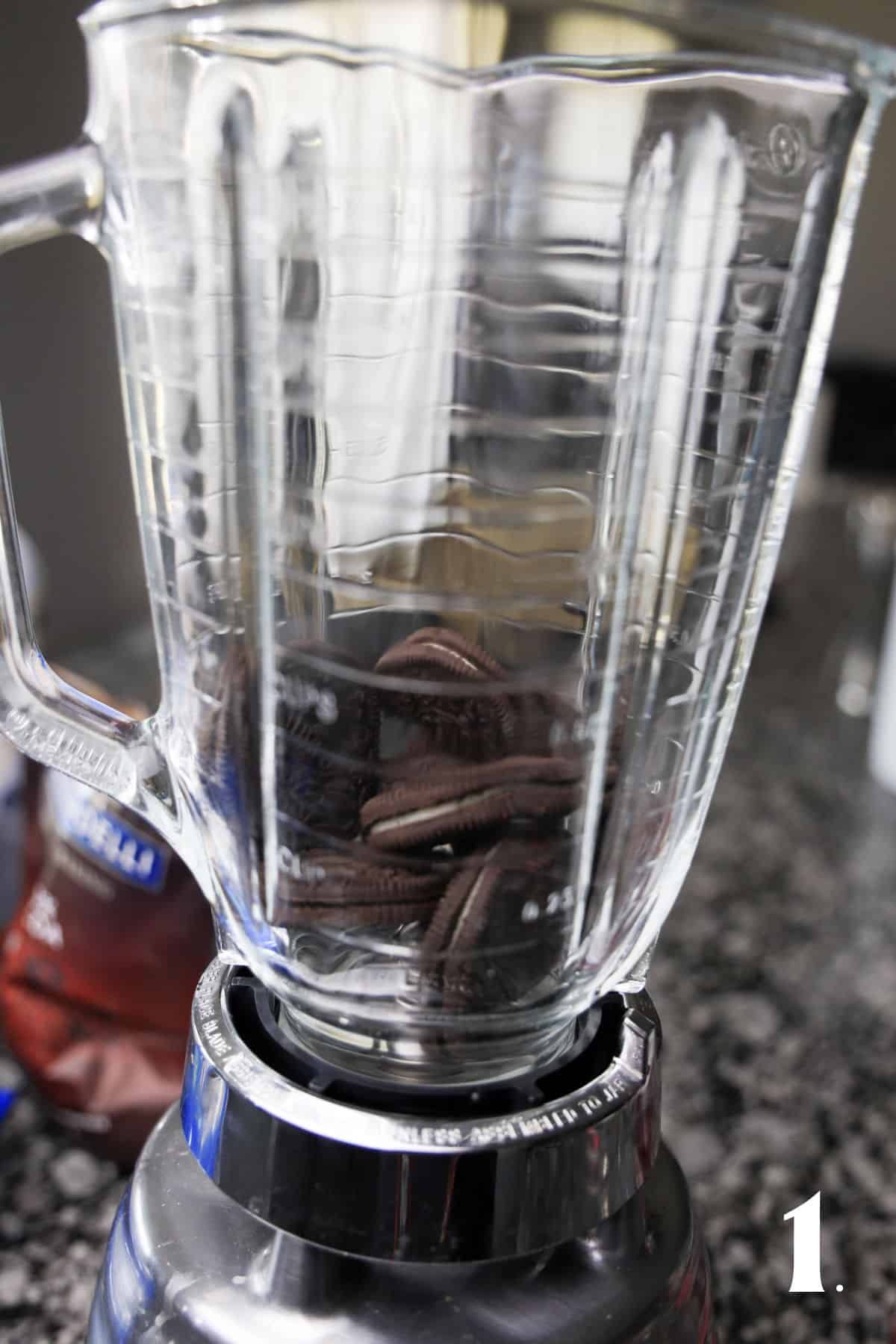 How to Make a Chocolate Oreo Shake - Step 1