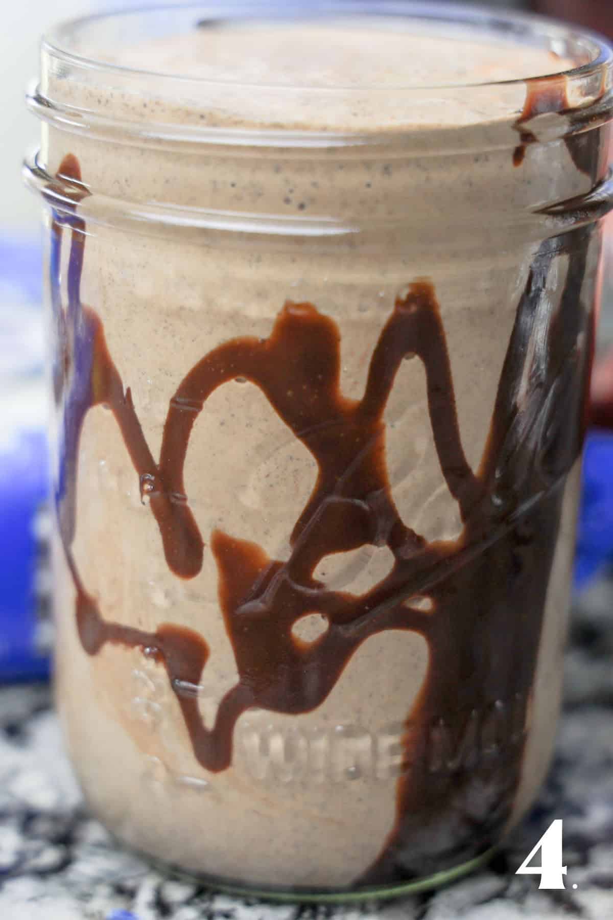 How to Make a Chocolate Oreo Shake - Step 4