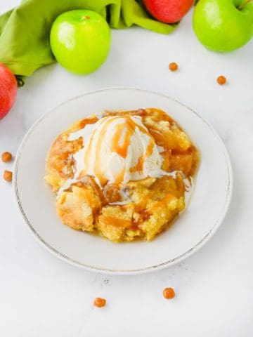 Caramel Apple Cobbler